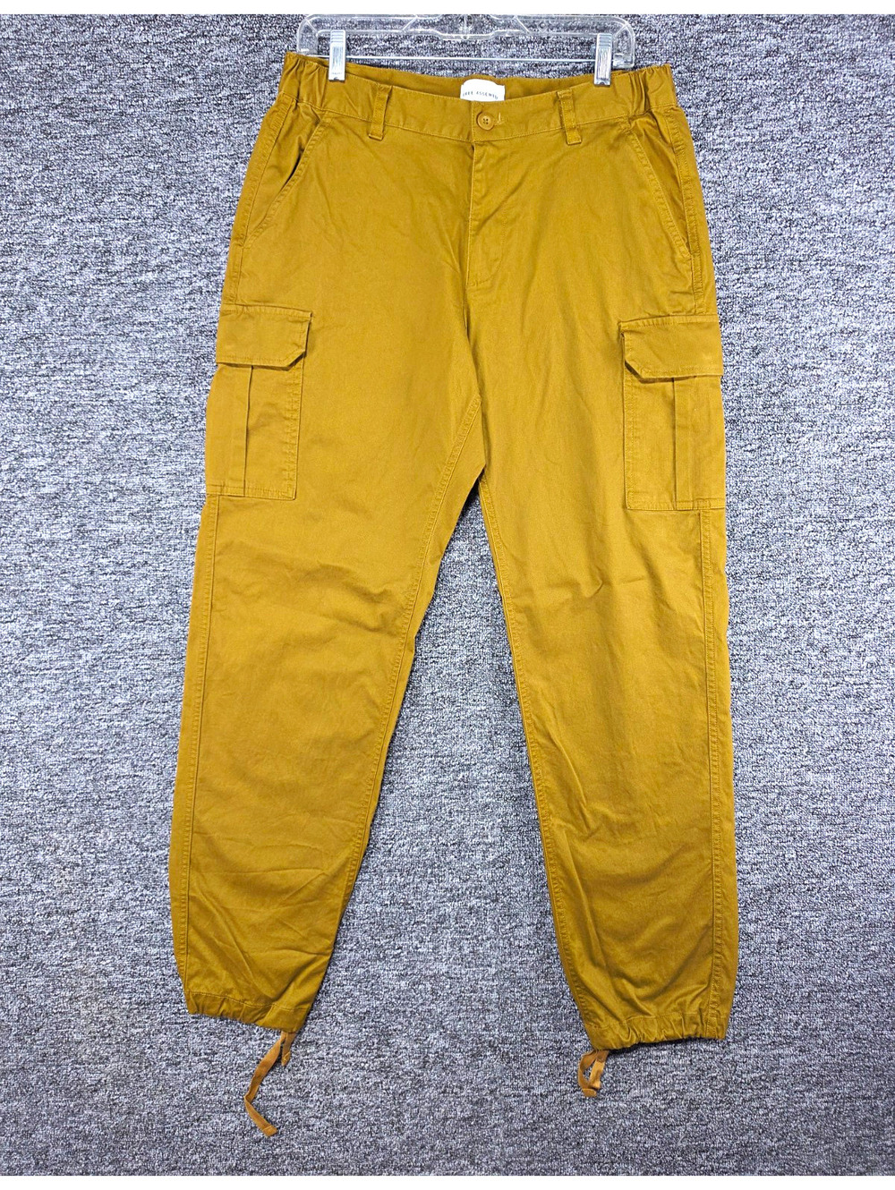 Free Assembly Men's Brown Canvas Cargo Pants Regular Fit Tapered Leg 32W